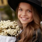 Почему ребенок «замирает», когда на него смотрят: что происходит с детьми во время публичных выступлений